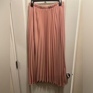 Les Amis pink pleated maxi skirt